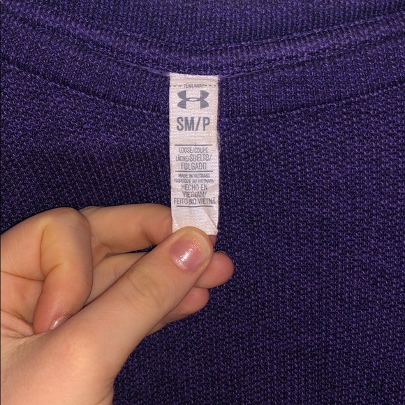 Purple Under Armour sweater - Picture 3 of 3